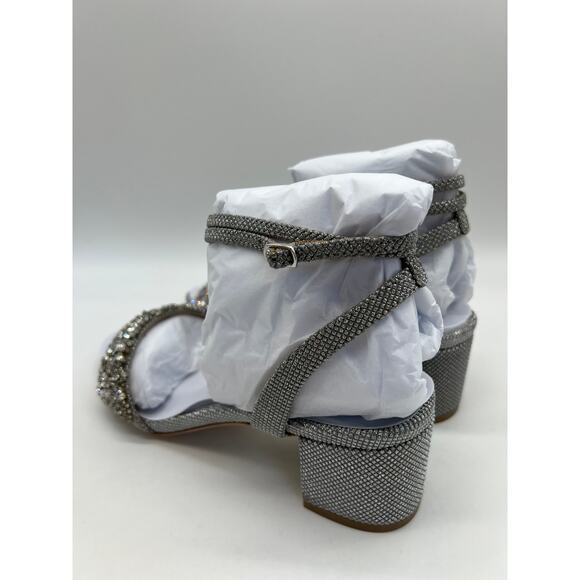 Badgley Mischka Women's Jada Ankle Wrap Block Heel Silver MP5316 Size 7.5 NIB - Picture 9 of 12